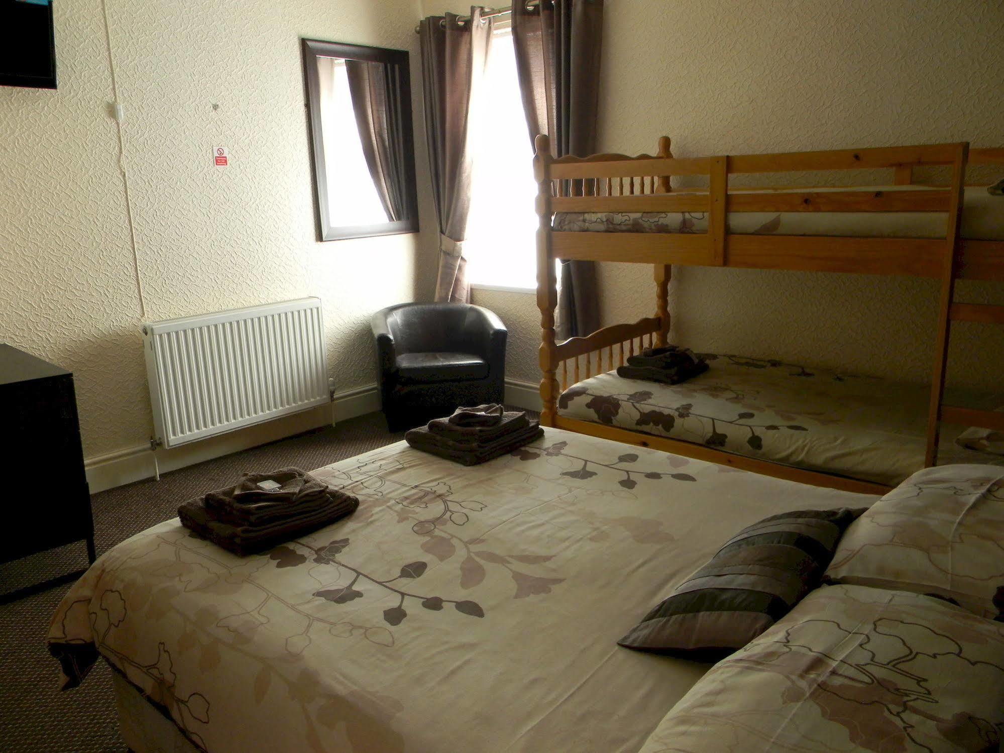Springfield Hotel Блекпул Екстериор снимка